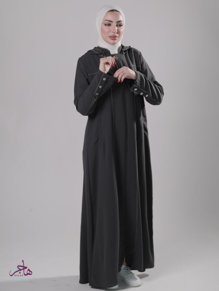 رمادي غامق