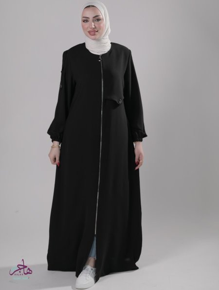 أسود