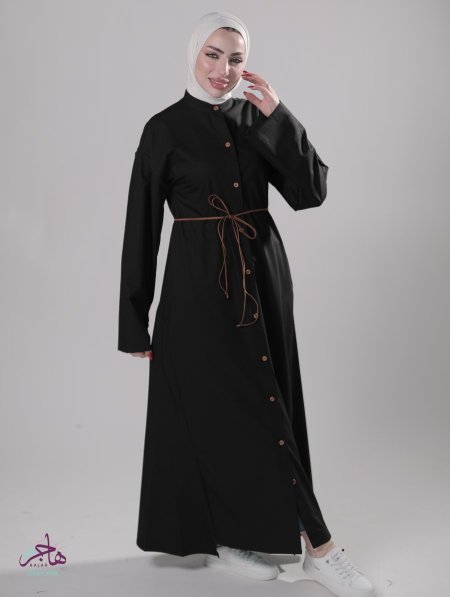 أسود
