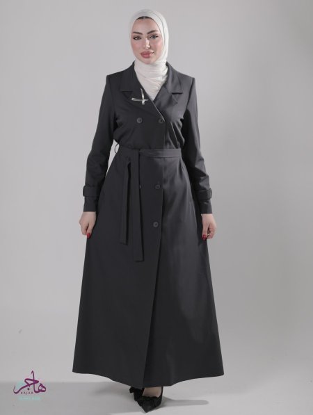 رمادي غامق
