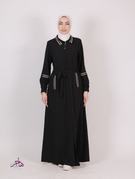 أسود