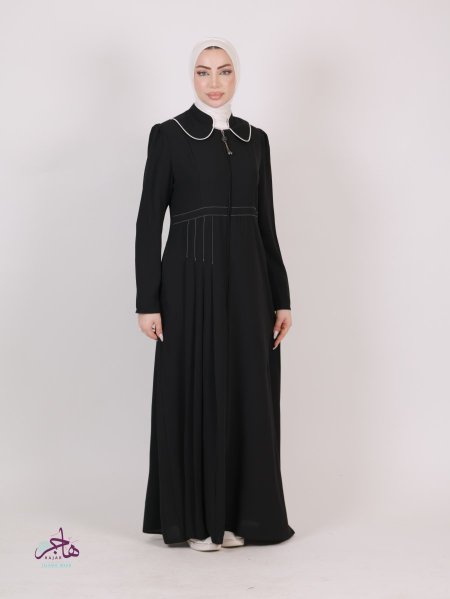 أسود