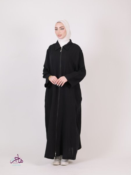 أسود