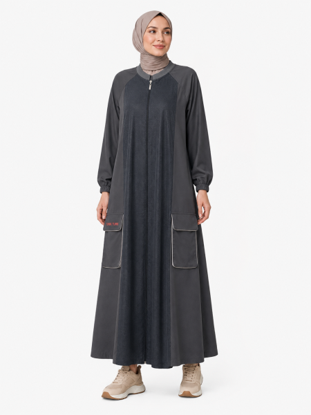 رمادي غامق